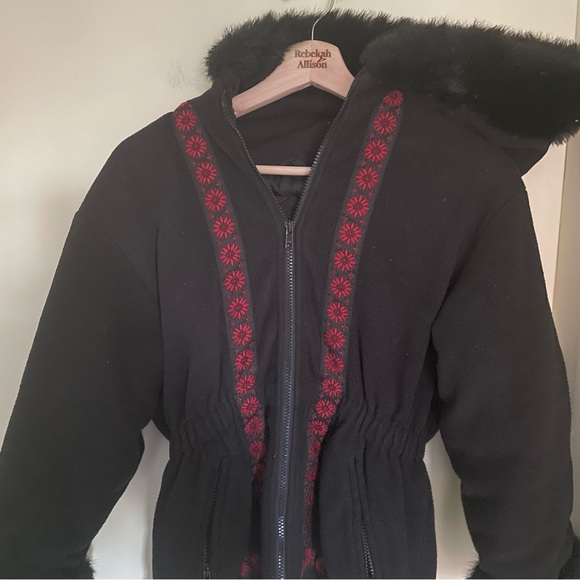 Rothschild Faux Fur Cuff & Hood Fair Isle Black Coat SZ Medium - Picture 16 of 16